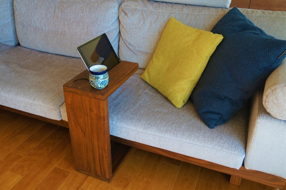 【良品】サイドテーブル チーク 無垢材 受注製作】チーク無垢材のソファーサイドテーブル サイドテーブル 7