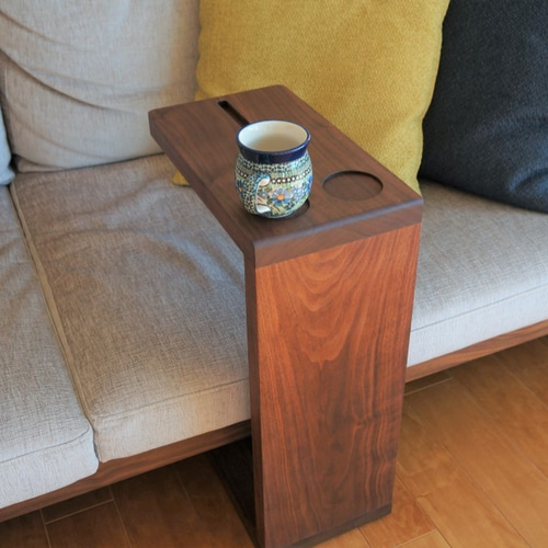 受注製作】ウォルナット無垢材のソファーサイドテーブル サイド