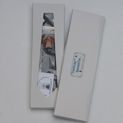 スカーフ留めとしても使える、タイストラップ式ネクタイ　ご当地シリーズ広島平和公園編　本牛革製タンニンなめしヌメ革　 7枚目の画像