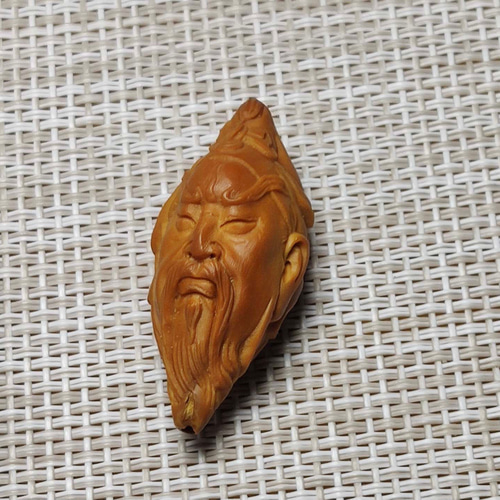 手彫りオリーブ核の蓮花魚手持ち彫刻 オリーブ核彫刻三国の関羽37731696/4.1g 木材・板 鏡淞堂260040 通販