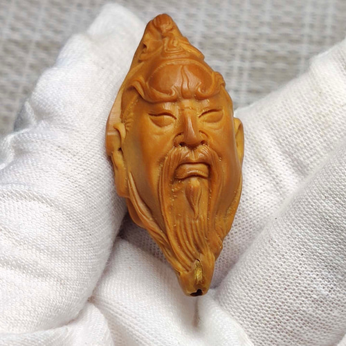 オリーブ核彫刻三国の関羽37731696/4.1g 木材・板 鏡淞堂260040