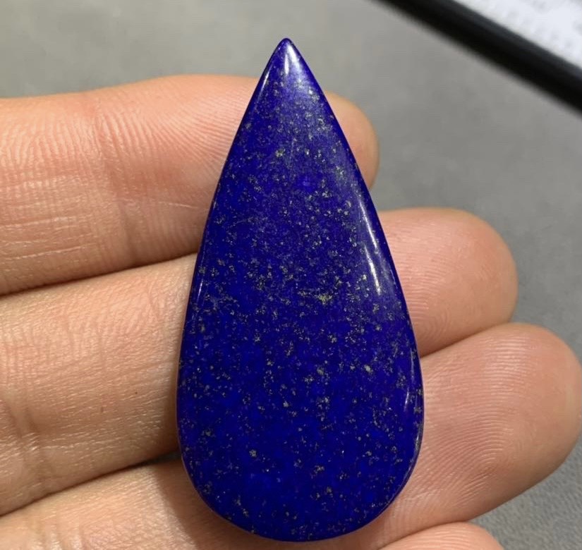 天然石ラピスラズリ青金石水滴型43216/11.37g
