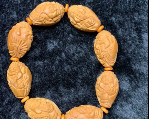 ルドラクシャ(菩提樹の実)オリーブ核彫刻お金の神様17492769