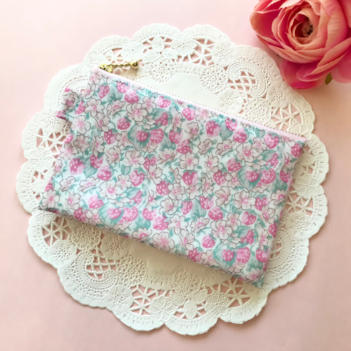 隠しマチ付ポーチ Sサイズ ⌘アシュテッド 〈04P2〉⌘ リバティ