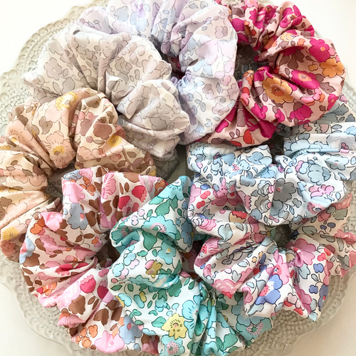 ふわふわシュシュ 親子兼用サイズ ⌘ ベッツィ タピオカ苺ミルク