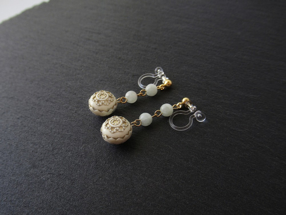 古董風格的耳環以及玉和德國珠子的耳環（再次上架） 第4張的照片