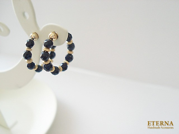 Blue Goldstone and metal beads, tiny hoop earrings 夾式耳環 第3張的照片