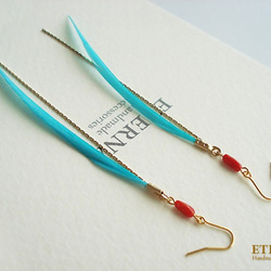 Blue goose quill with red coral, hook earrings 第1張的照片
