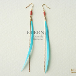 Blue goose quill with red coral, hook earrings 第2張的照片