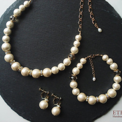 Cotton pearl and Rondelle Bead with Crystal Rhinestones, cli 第5張的照片