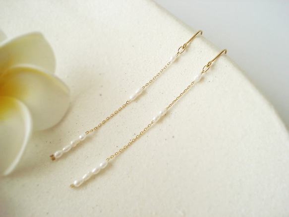 Keshi pearl with long chain, hook earrings 穿孔耳環 第3張的照片