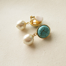 Stabilized turquoise cabochon and cotton pearl, clip on earr 第5張的照片