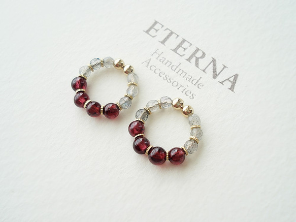 Garnet and Labradorite, tiny hoop earrings 夾式耳環 第1張的照片