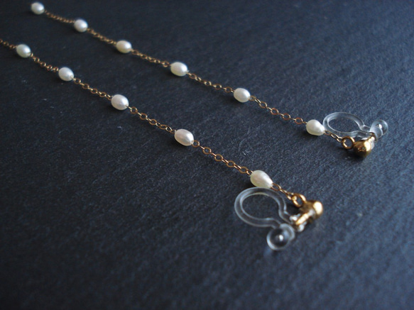 freshwater pearl with 14kgf long chain, clip on earrings 夾式 第3張的照片