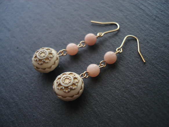 Pink opal, antique style, hook earrings 第2張的照片