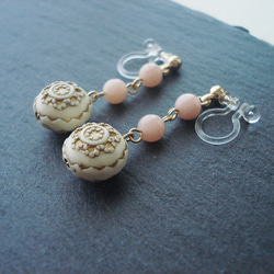 Pink opal, antique style, clip on earrings 夾式 第4張的照片