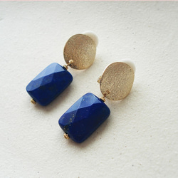 Ⅼapis lazuli and metal drop charm, clip on earrings 夾式 第2張的照片