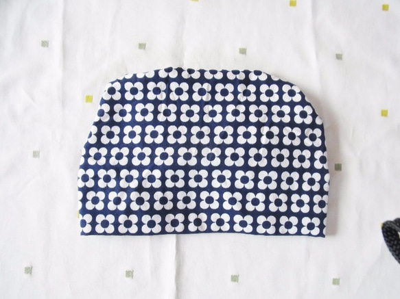六角巾（新三角巾）フラワーベッド紺 3枚目の画像