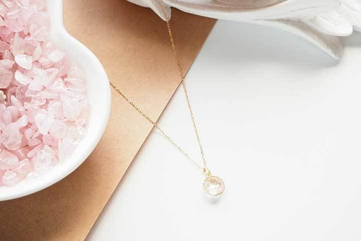 K18Luxcia（ルクシア）チャームラウンドローズクォーツ（トップのみ）