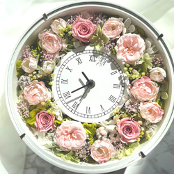 【母の日ギフト】花時計　ピンクのバラ/プリザーブドフラワー　ギフトラッピング無料 2枚目の画像