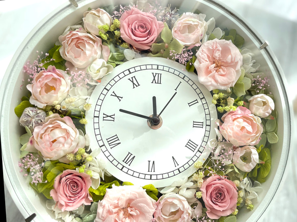 【母の日ギフト】花時計　ピンクのバラ/プリザーブドフラワー　ギフトラッピング無料 3枚目の画像