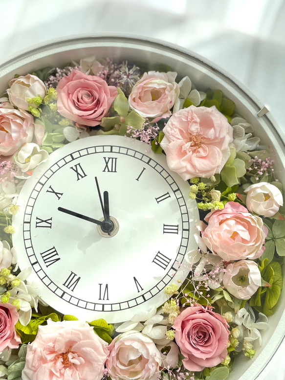 【母の日ギフト】花時計　ピンクのバラ/プリザーブドフラワー　ギフトラッピング無料 4枚目の画像