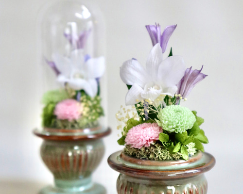 お供え ガラスケースの仏花アレンジ プリザーブドフラワー