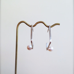 シルバーピアス Square w/pearl Earrings 1枚目の画像