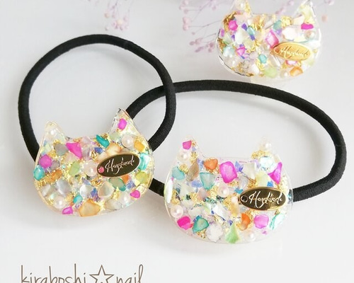 じゃらじゃら  ヘアゴム  猫さんチャーム♡ じゃらじゃら ヘアゴム 猫さんチャーム♡ 猫ちゃんヘアゴム