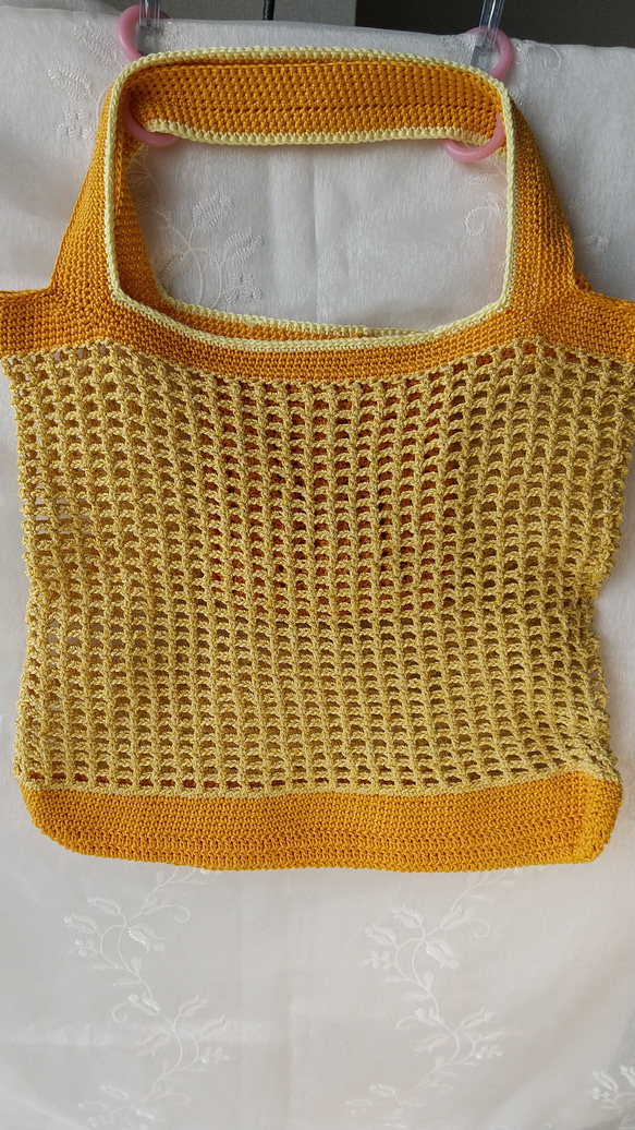 手編みカラフル　小さめなネットバッグ（トートバッグ型）オレンジ×イエロー　送料無料！ 3枚目の画像