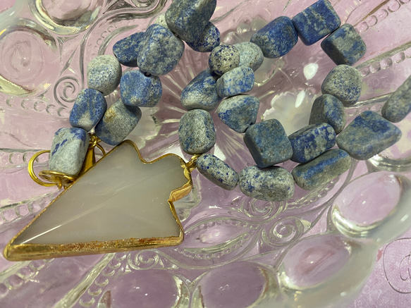 ホワイトアロウネックレス　天然石　agate ラピス　ブルー　 5枚目の画像