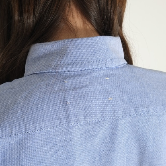 ボタンダウンシャツ　胸刺繡　ブルー/ユニセックス 3枚目の画像