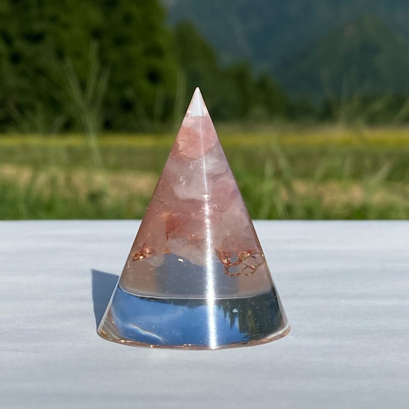 10月誕生石 ローズクォーツ》円すい型オルゴナイト その他インテリア