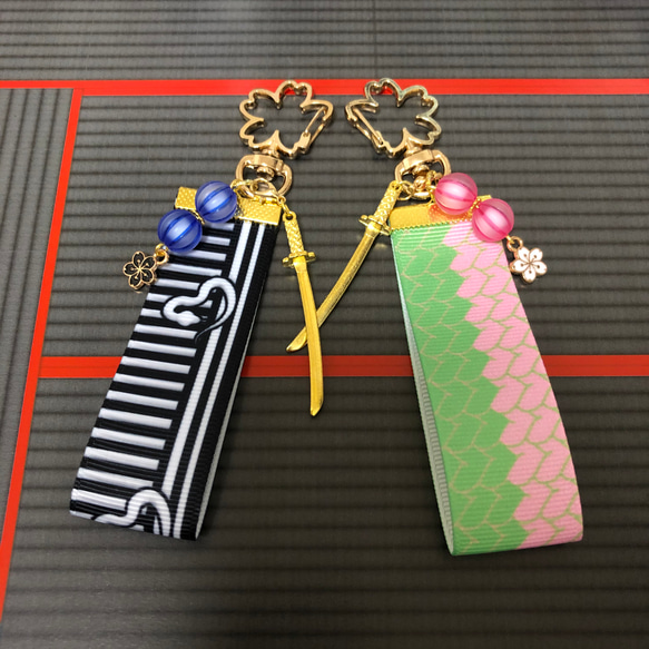 新作❤︎【送料無料】〈2個セット〉♡和柄 リボン ビーズ チャーム  