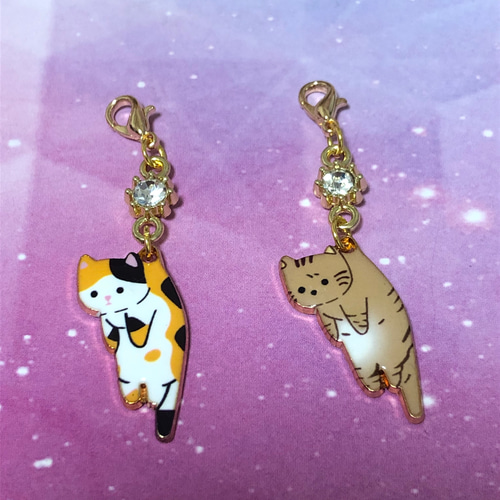 人気❤︎【送料無料】〈2個セット〉♡つままれにゃんこのアクセサリー 