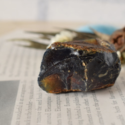 スマトラ産琥珀ブルーアンバー、磨き原石2 5枚目の画像