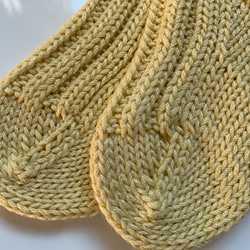 赤ちゃん用コットン糸の手編みの靴下(10.3cm〜13.3cm) 4枚目の画像