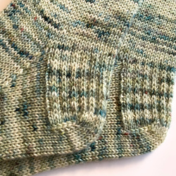手編みの靴下　手染めメリノウール100%(20.5cm〜23.5cm) 3枚目の画像