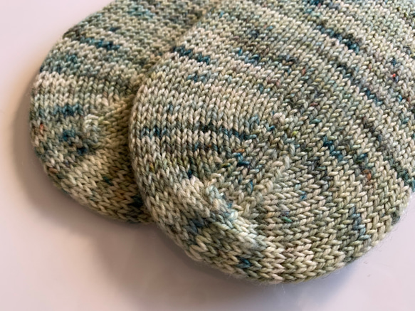 手編みの靴下　手染めメリノウール100%(20.5cm〜23.5cm) 4枚目の画像