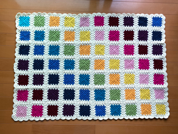 手編みのブランケット　モチーフ編みブランケット 