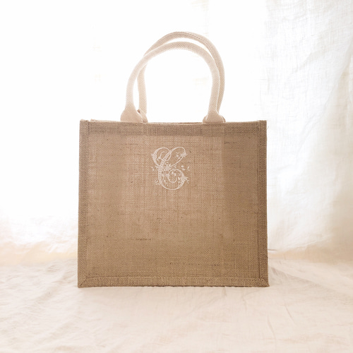 ジュートバッグ　刺繍、ガラスビーズ等 5d7edd5703be6941f052d1cdd651fd