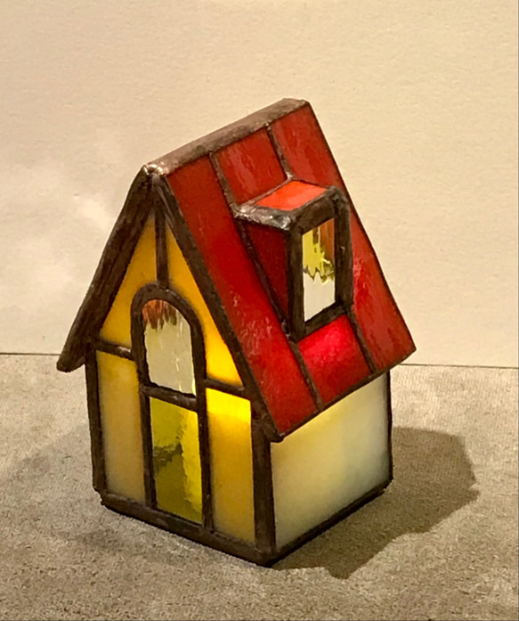 赤い屋根のLEDキャンドルランプ・ステンドグラス 3枚目の画像