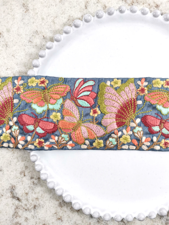 A1 ☆50cm☆ インド刺繍リボン ブルー バタフライ ちょうちょ 蝶