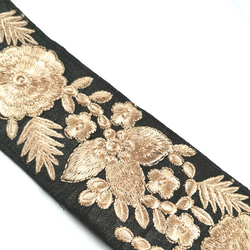 G19　インド刺繍リボン　ブラック　ベージュ フラワー　花柄 2枚目の画像