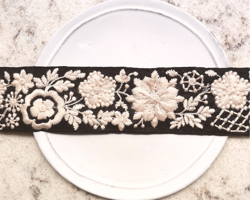 W9 ☆50cm☆インド刺繍リボン リボン・テープ Keys TOKYO 通販