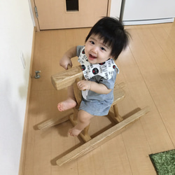 木のおもちゃ　くりの木の木馬 3枚目の画像