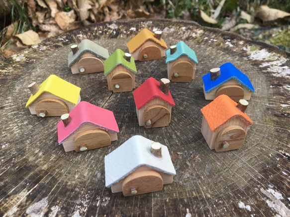 小さなお家　10個 1枚目の画像