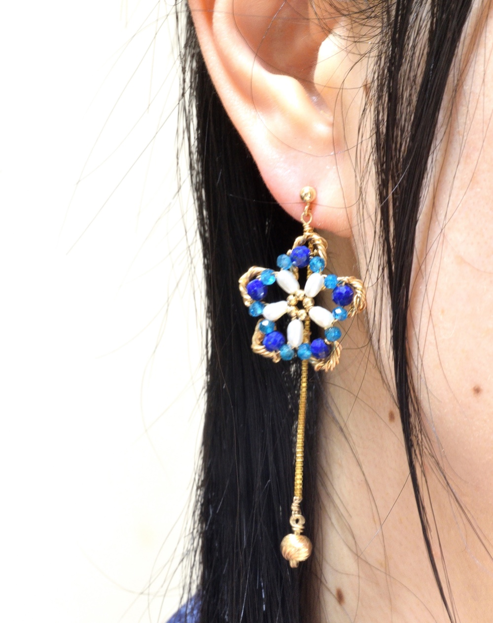 天然石のミストラル花模様ピアス・《ラピス＆ネオンブルーアパタイト》14kgf【3way】