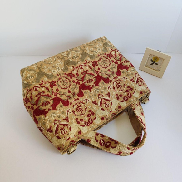 SALE 点と線模様製作所 リスノモリ ベージュ 2wayパニーニ風 刺繍生地  