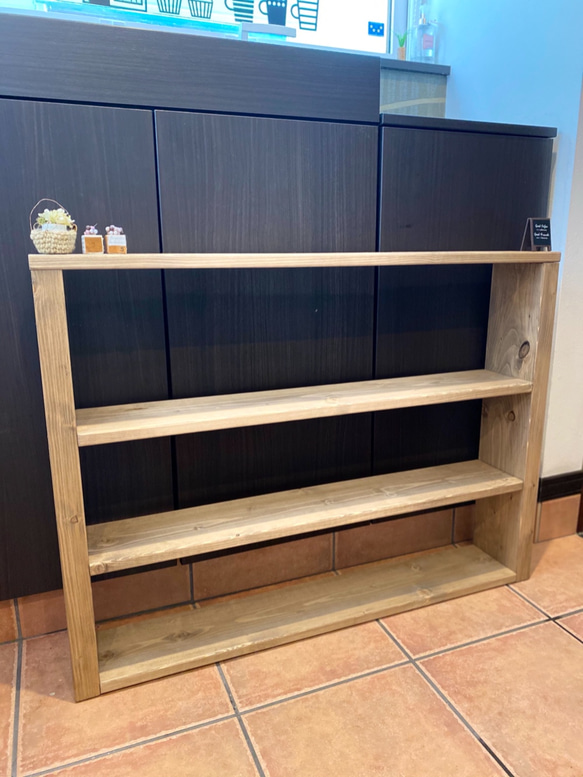 カフェ風コンパクト一枚板 本棚 棚 本棚・絵本棚・マガジンラック LIL